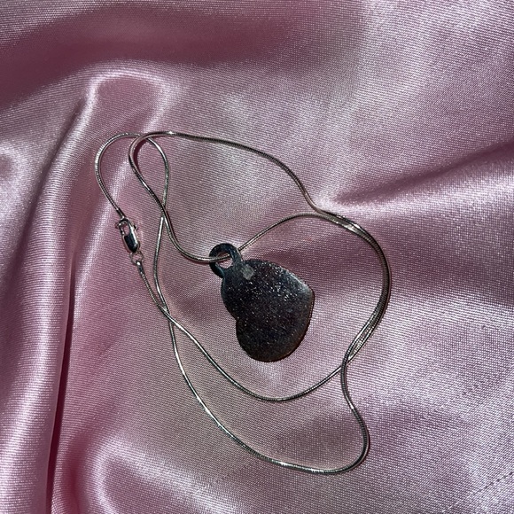 Love Heart Necklace - Picture 6 of 7